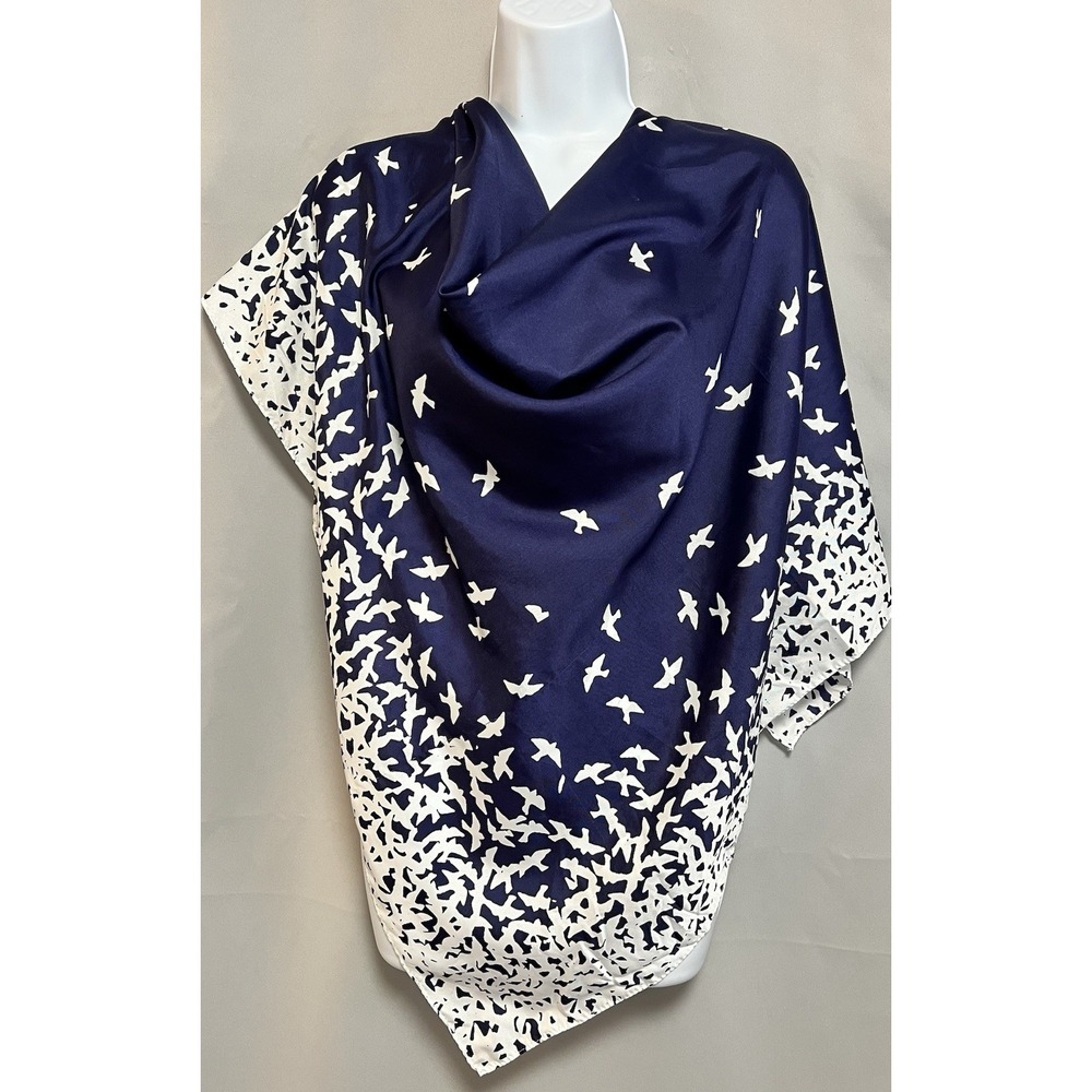 The Limited Scarf Polyester many pigeons flying Blue White 40"x42"